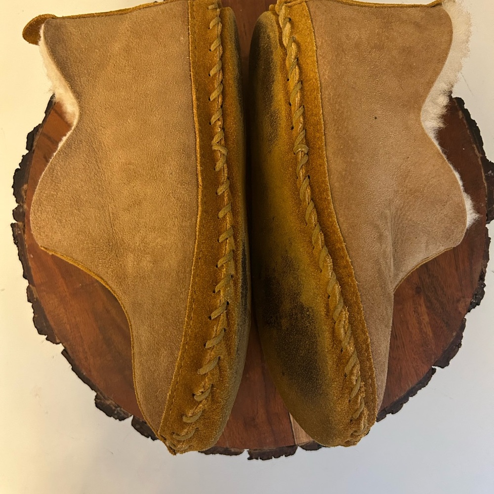 LL Bean Womens‎ Wicked Good Slippers Size 6-7Classic Brown Shearling Lined Shoes - Picture 5 of 12